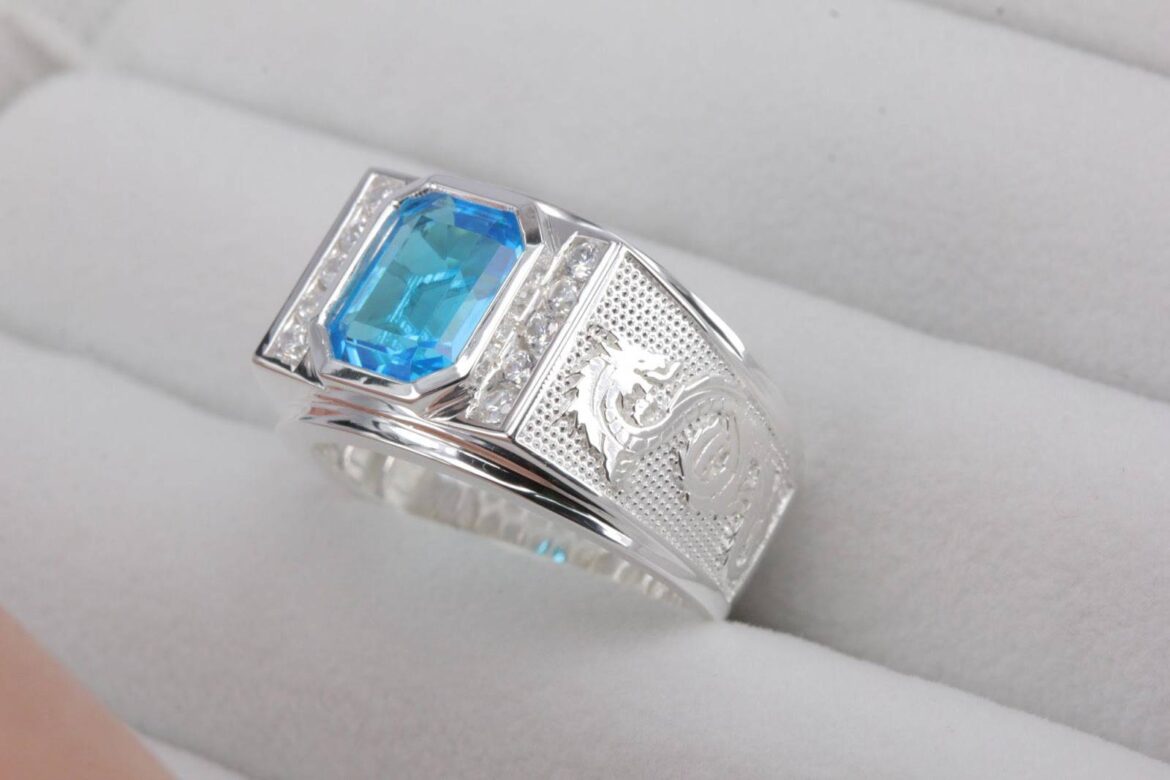 Lưu ý khi chọn và sử dụng nhẫn bạc phong thủy cho nam mệnh Thổ